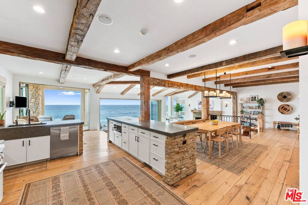 Malibu, CA 90265,24920 Malibu RD
