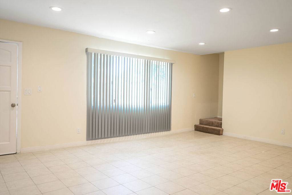 Huntington Park, CA 90255,3063 Randolph ST