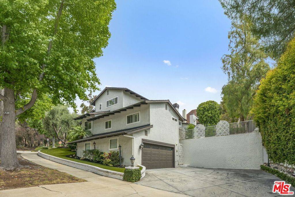 Los Angeles, CA 90024,550 Hilgard AVE