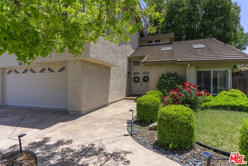 Thousand Oaks, CA 91360,212 Cedar Heights DR
