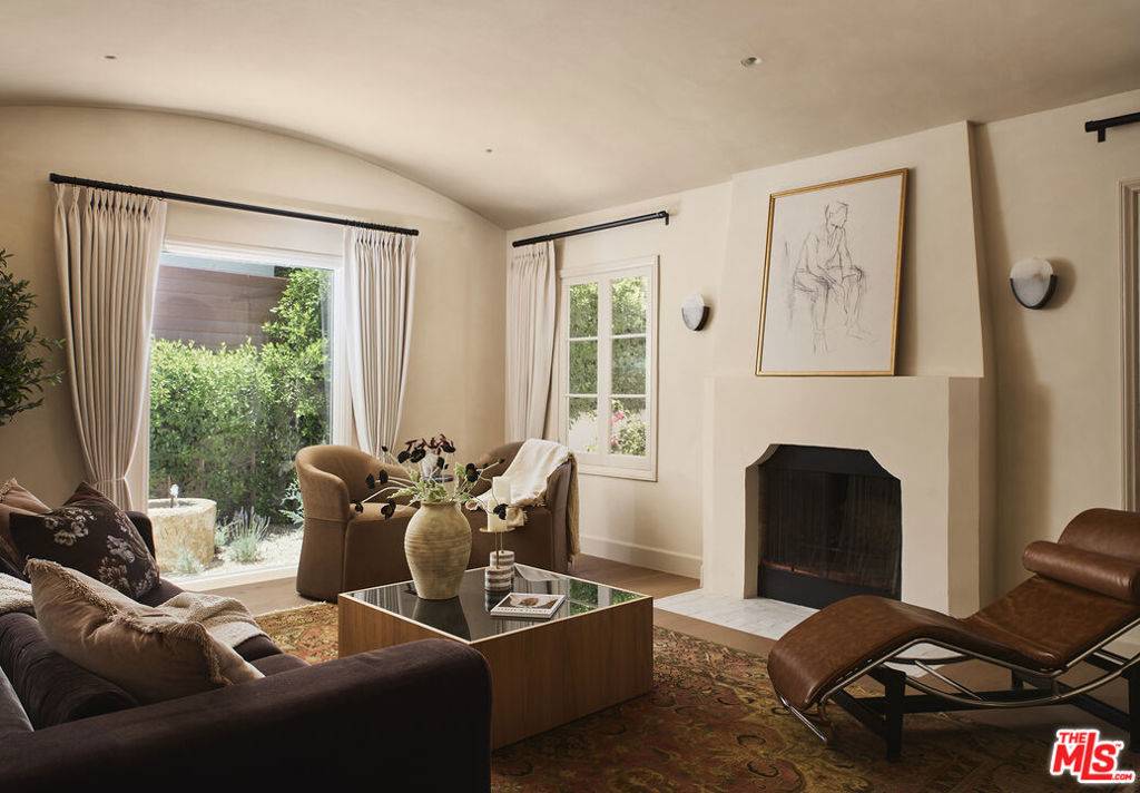 Studio City, CA 91602,4140 Elmer AVE