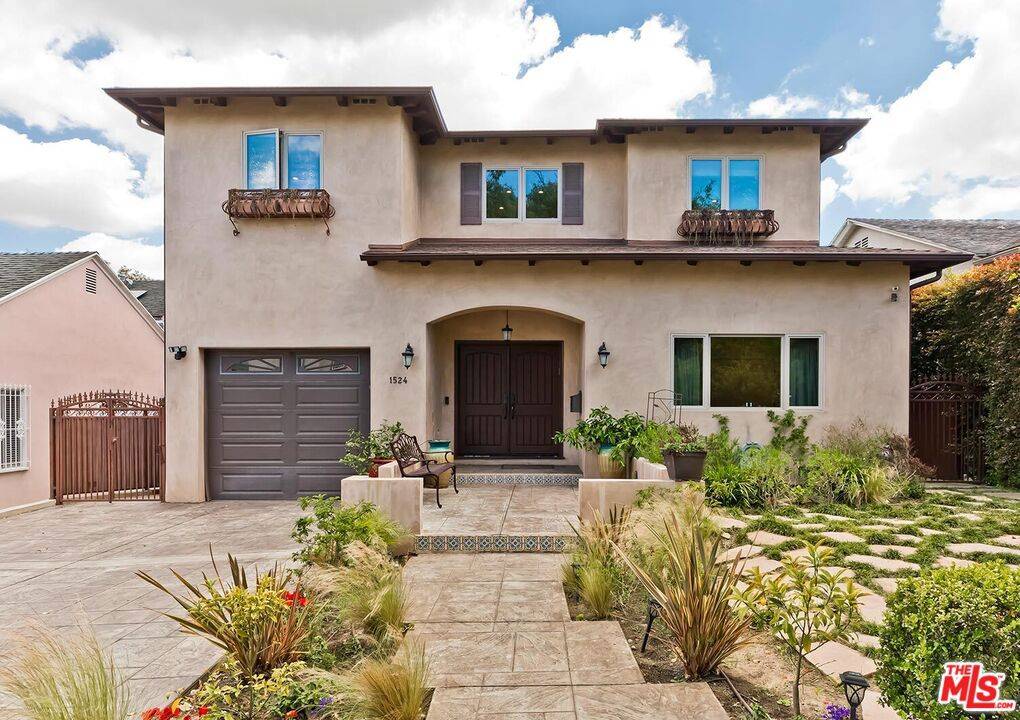 Los Angeles, CA 90035,1524 Reeves ST