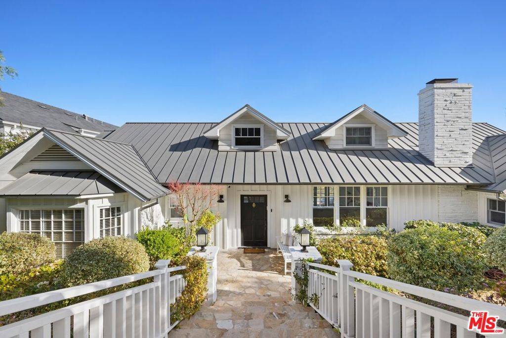 Pacific Palisades, CA 90272,1644 Casale RD