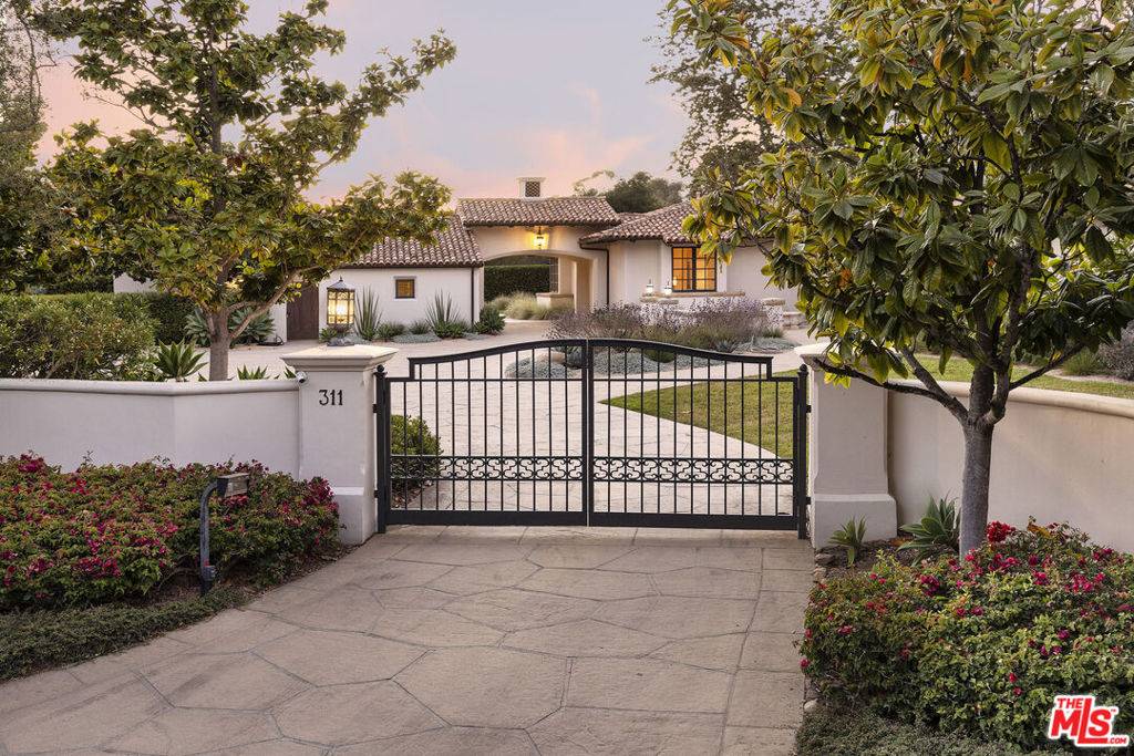 Montecito, CA 93108,311 Meadowbrook DR