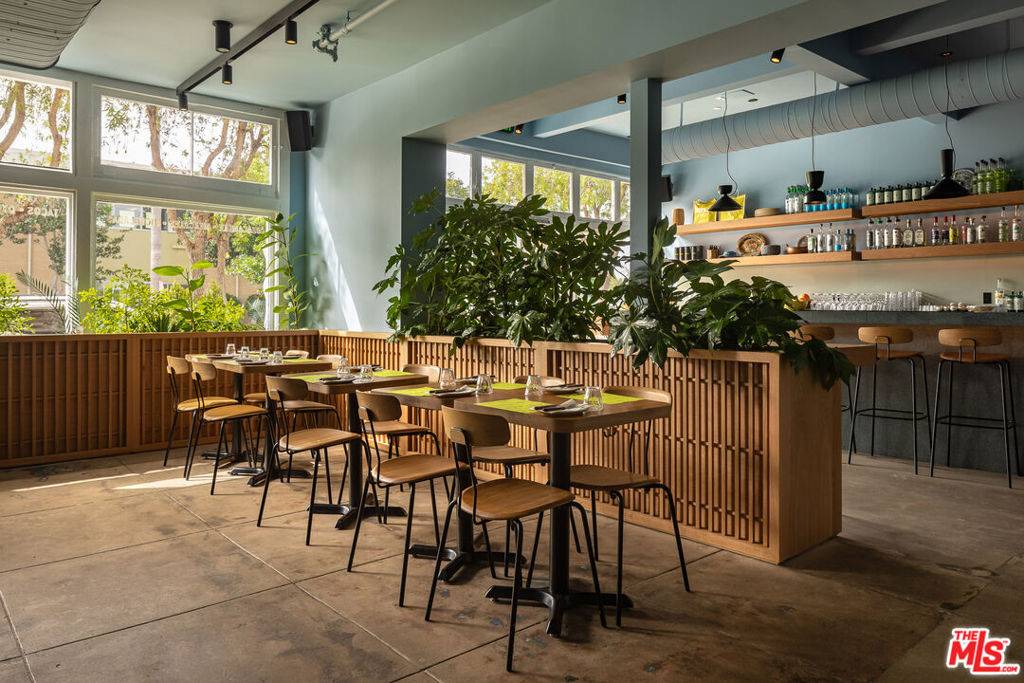 Venice, CA 90291,1025 Abbot Kinney BLVD