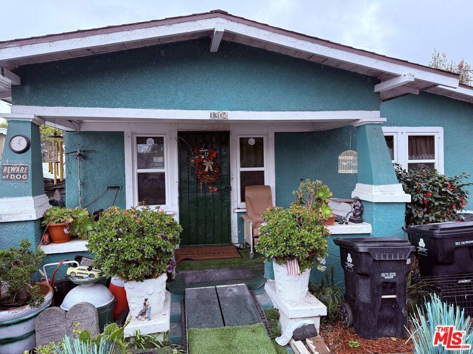Los Angeles, CA 90043,3304 W 63rd ST