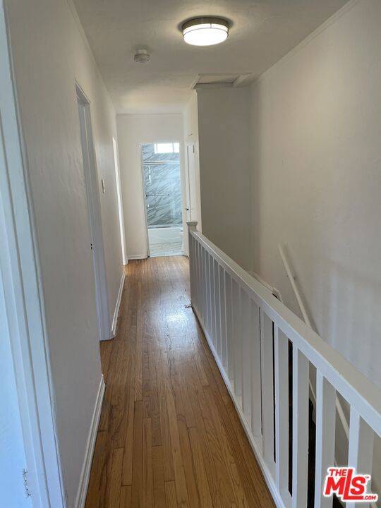 Los Angeles, CA 90036,368 N GENESEE AVE #2