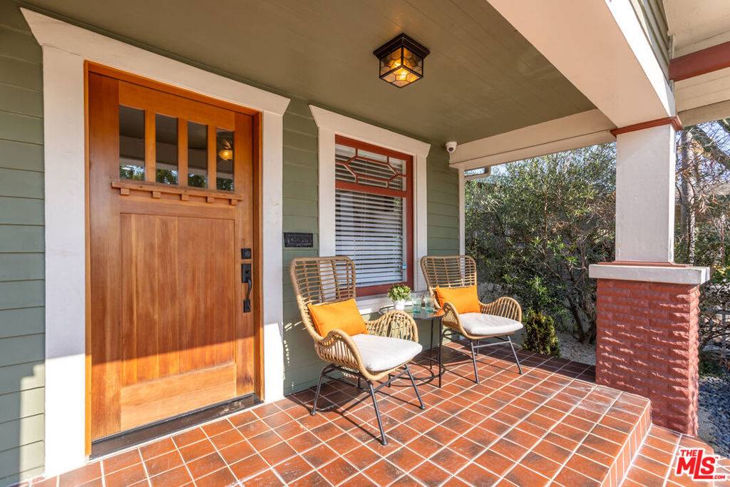 Long Beach, CA 90803,268 Coronado AVE