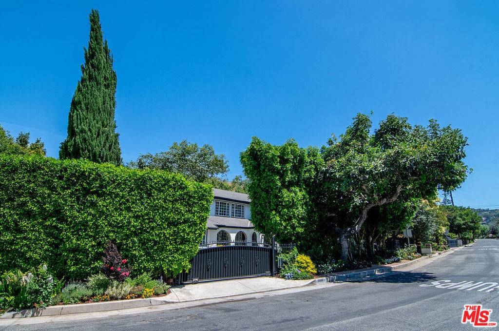 Sherman Oaks, CA 91403,4054 STONE CANYON AVE