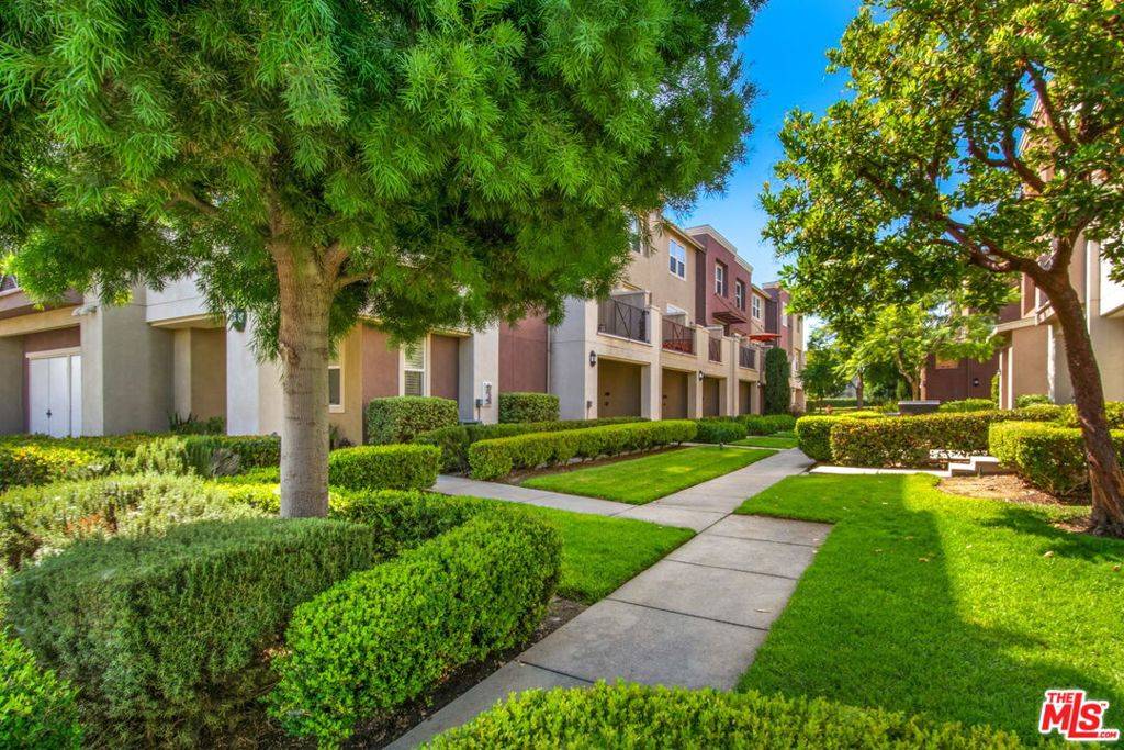 Compton, CA 90220,500 N Willowbrook AVE #M6