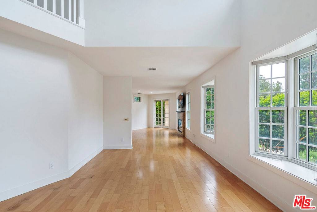 Calabasas, CA 91302,23550 Valley View RD