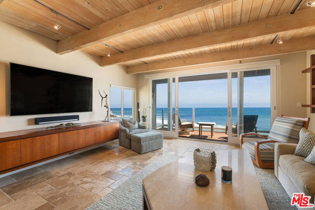 Malibu, CA 90265,11770 Pacific Coast HWY #Q