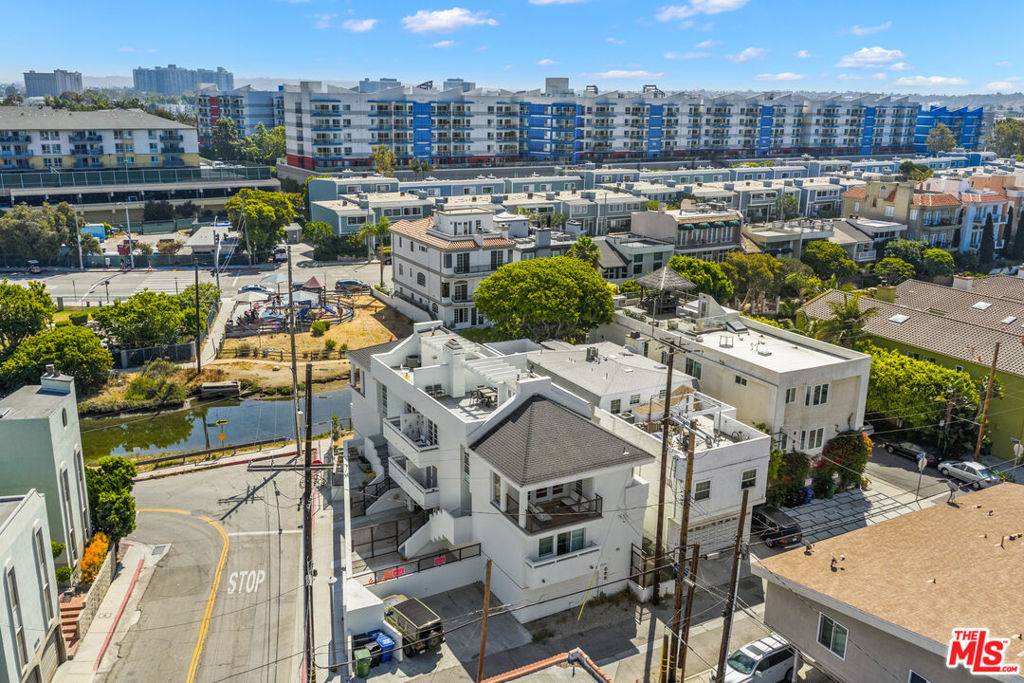 Marina Del Rey, CA 90292,3503 Esplanade
