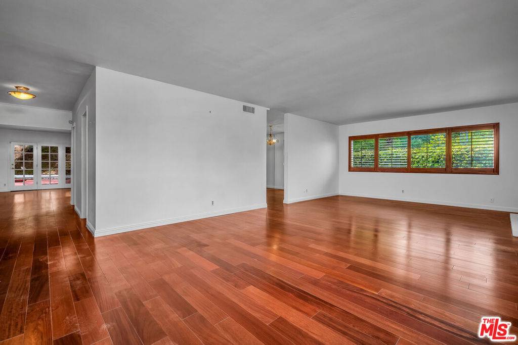 Studio City, CA 91604,2925 Dona Susana DR