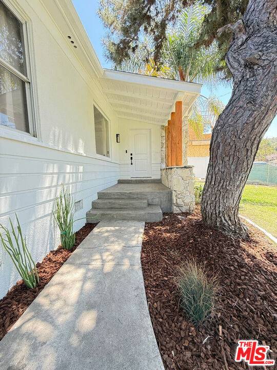 Studio City, CA 91604,3964 Goodland PL