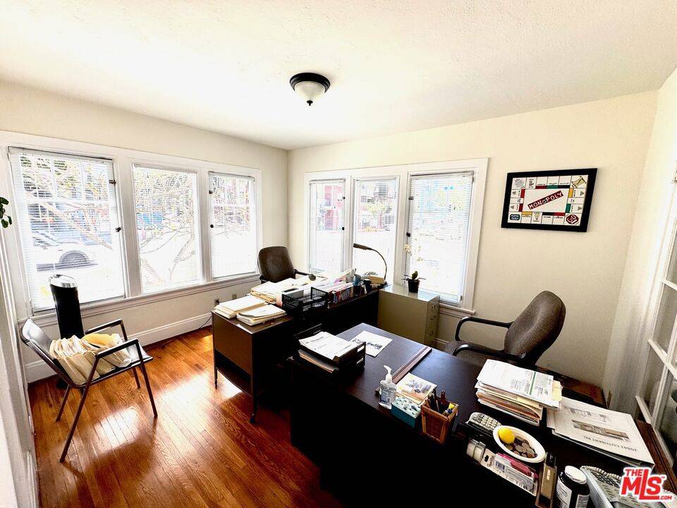 Santa Monica, CA 90401,1457 7th ST