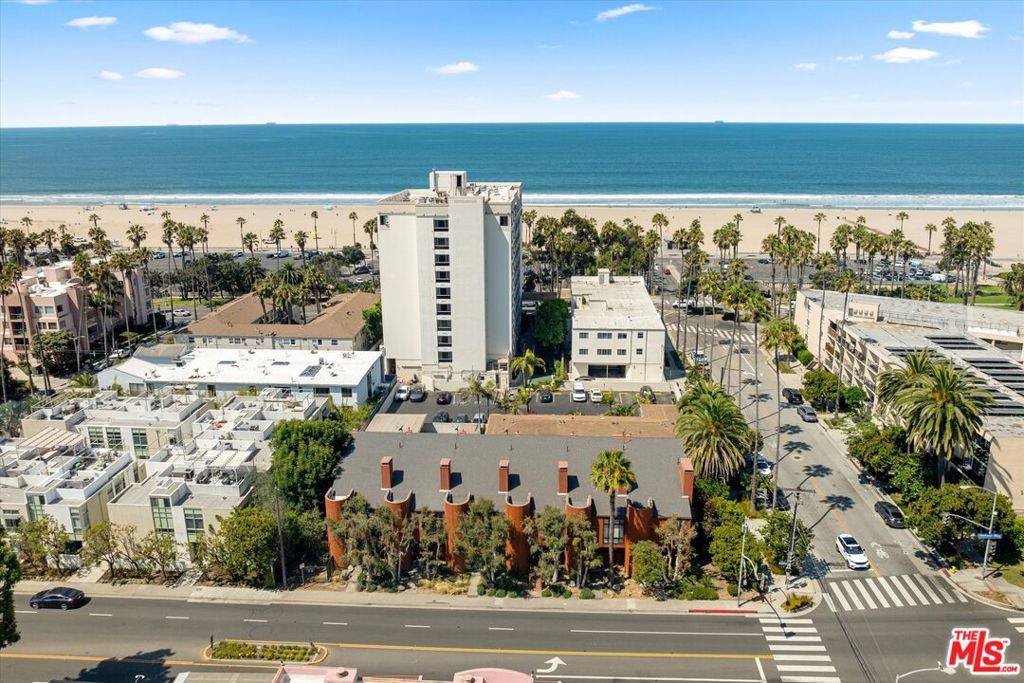 Santa Monica, CA 90405,2108 Neilson WAY