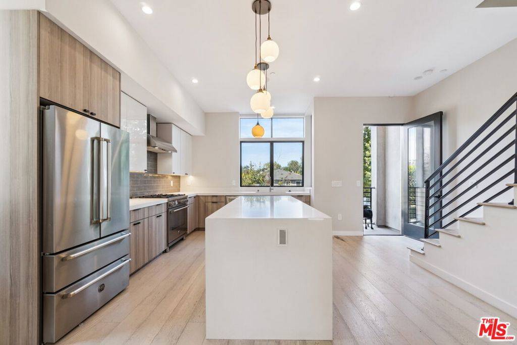 Studio City, CA 91602,4429 Tujunga AVE