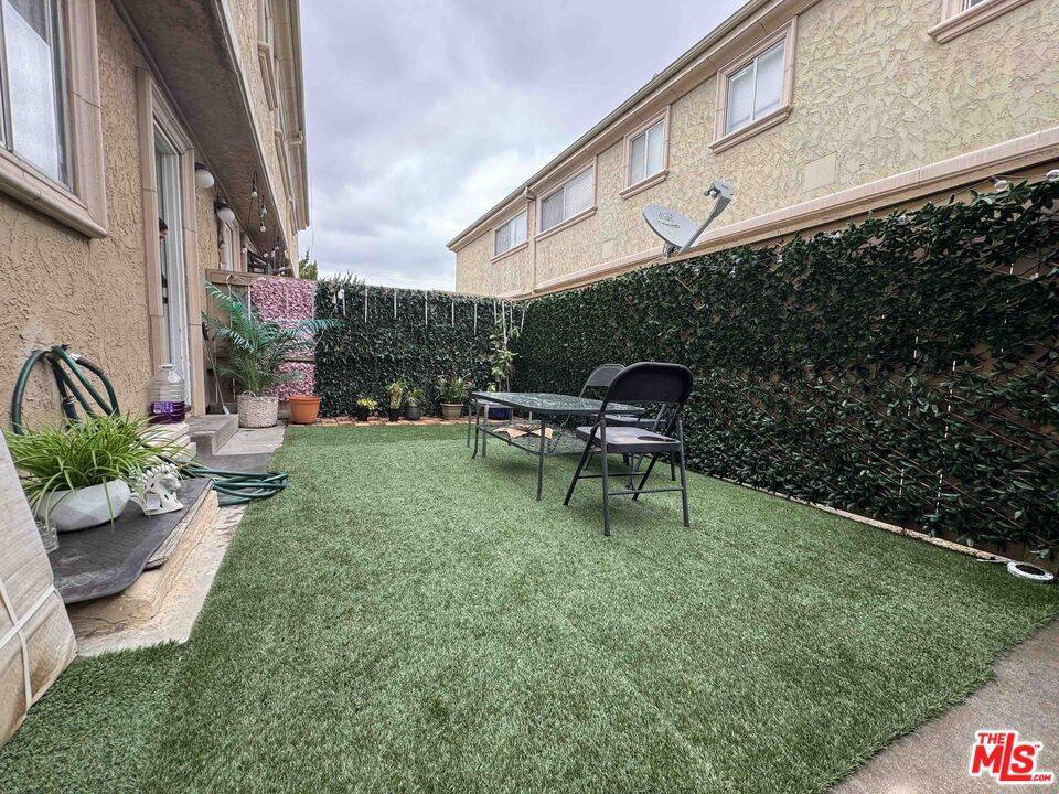 Winnetka, CA 91306,20159 Cohasset ST #7
