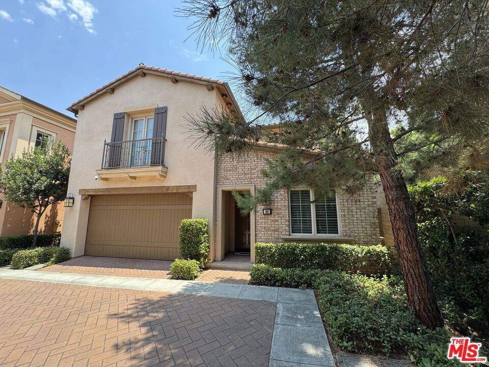 Irvine, CA 92618,86 Cipresso