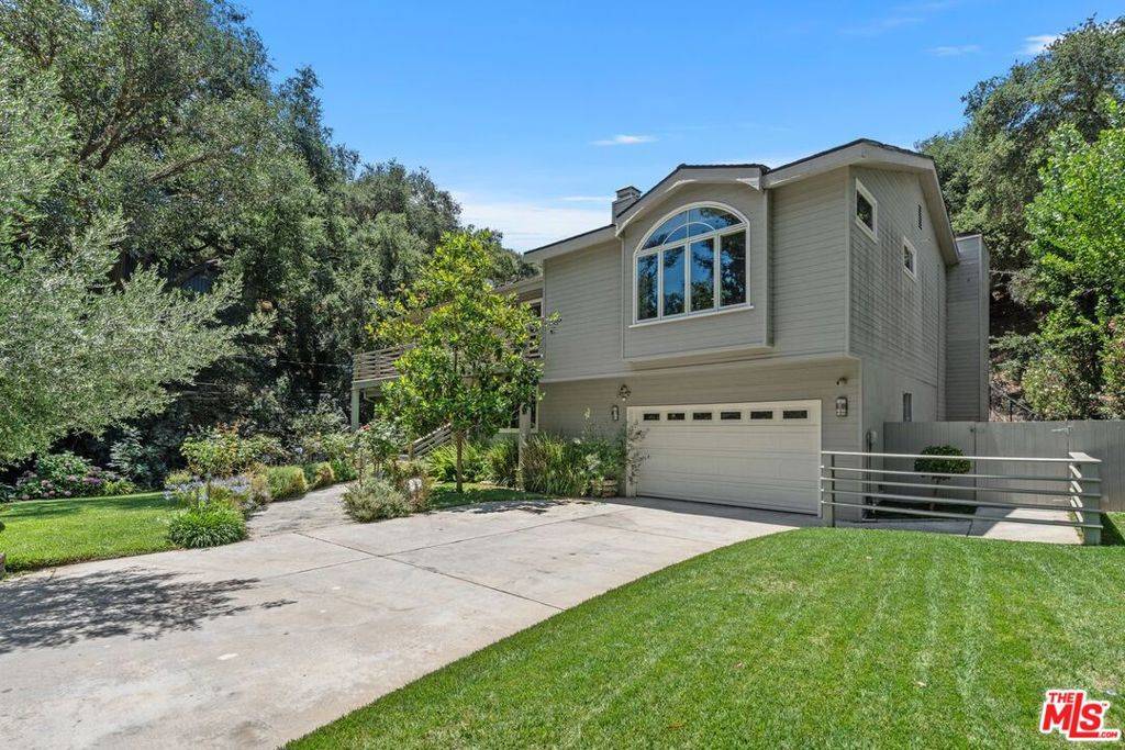 Calabasas, CA 91302,24753 Mulholland HWY