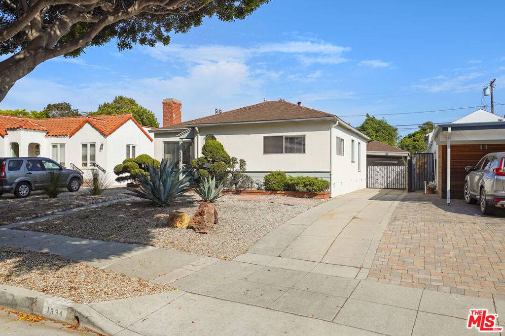 Santa Monica, CA 90405,1334 Pine ST