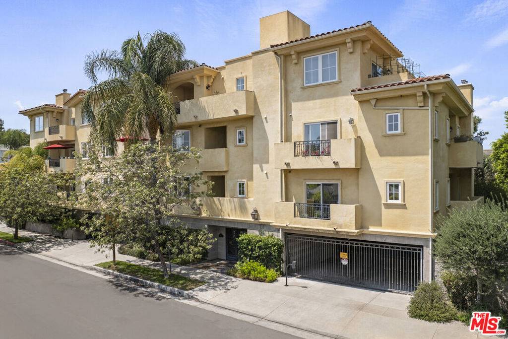 Studio City, CA 91604,12449 Kling ST #101