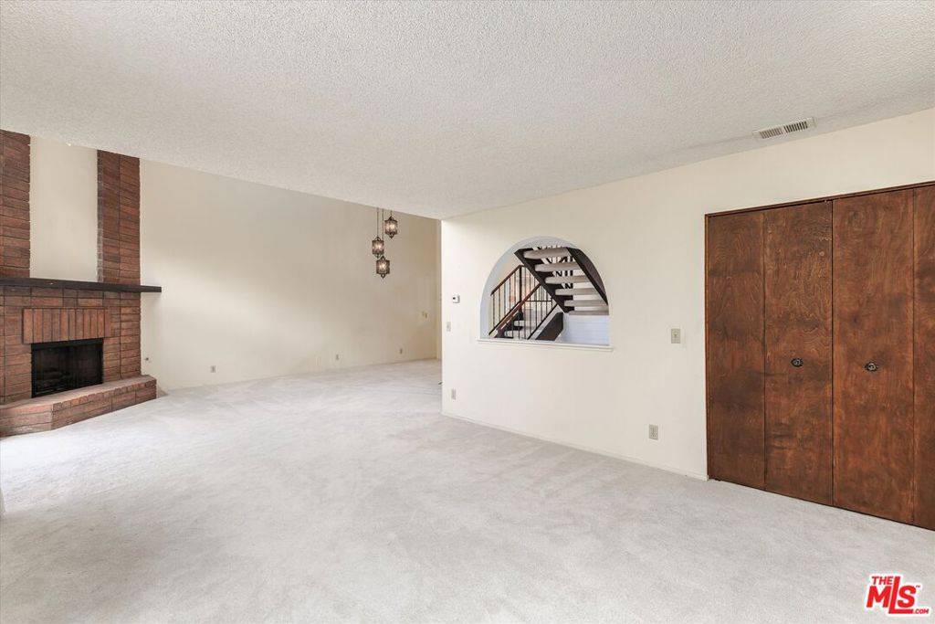Santa Maria, CA 93455,1108 Via Mavis