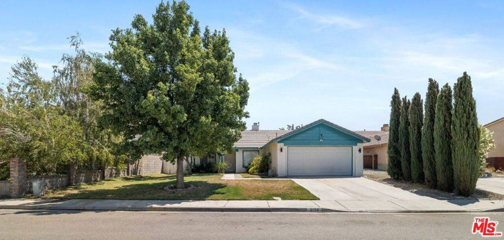 Rosamond, CA 93560,2156 Knollwood CT