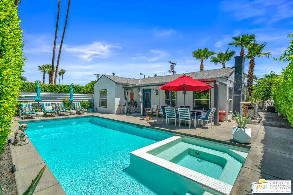 Palm Springs, CA 92264,566 S Vista Oro