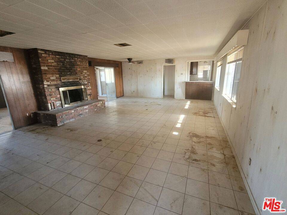 Edwards, CA 93523,13420 Gilbert ST