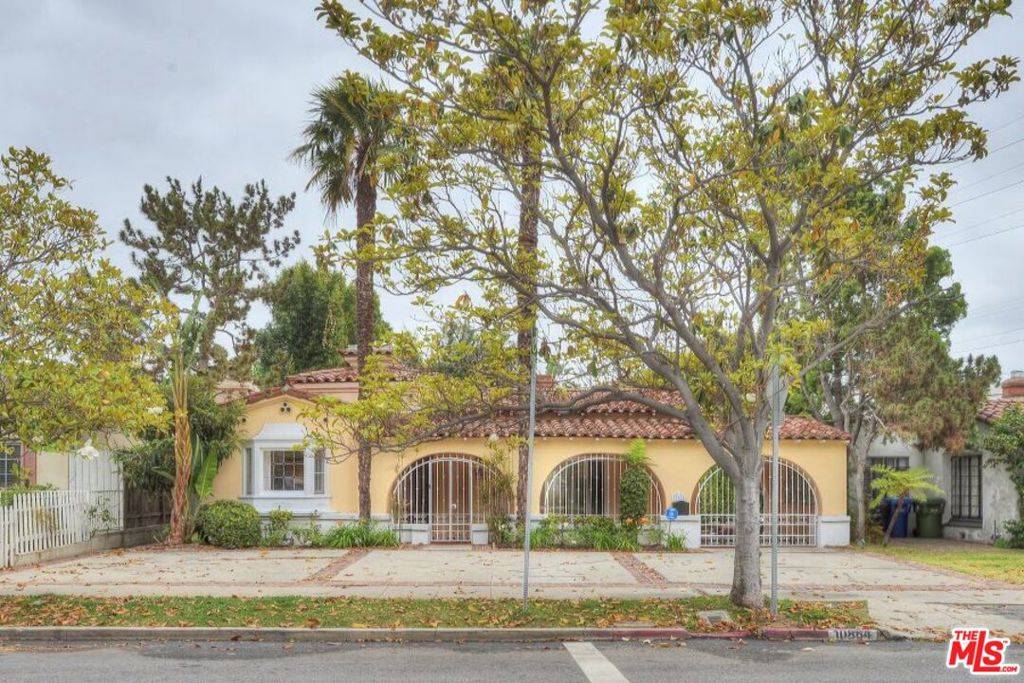Los Angeles, CA 90024,10864 Wellworth AVE