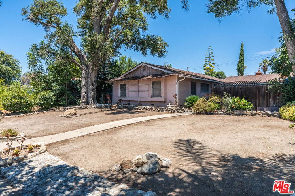 Claremont, CA 91711,143 E Arrow HWY