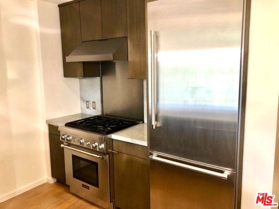 Santa Monica, CA 90401,1705 Ocean AVE #403