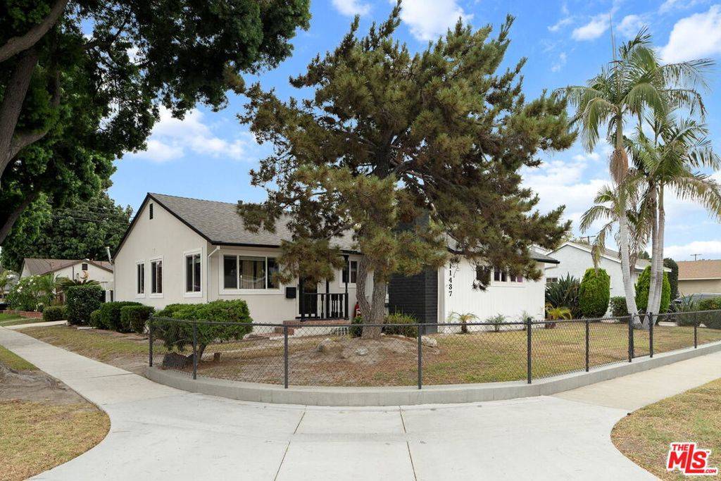 Norwalk, CA 90650,11437 Fairford AVE