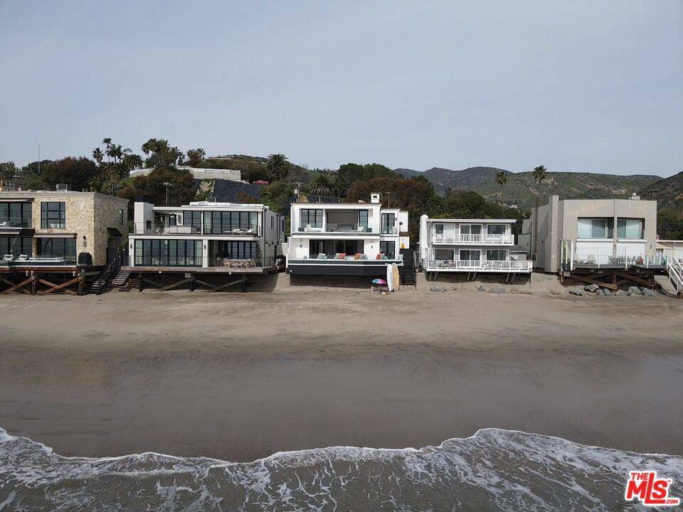 Malibu, CA 90265,27212 Pacific Coast HWY