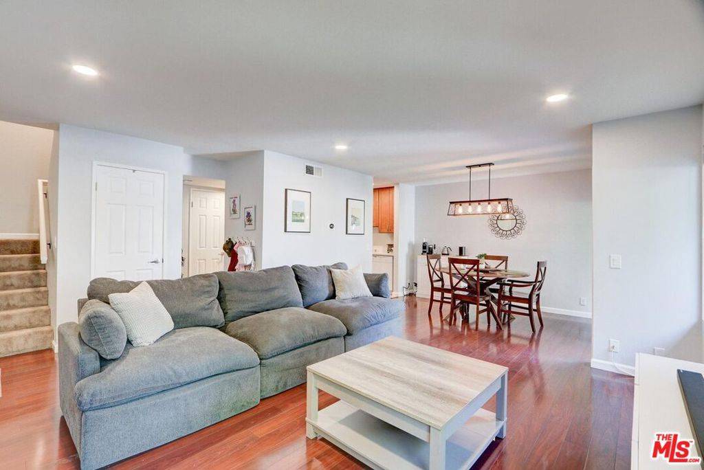 Ventura, CA 93003,1275 Seacliff CT #5
