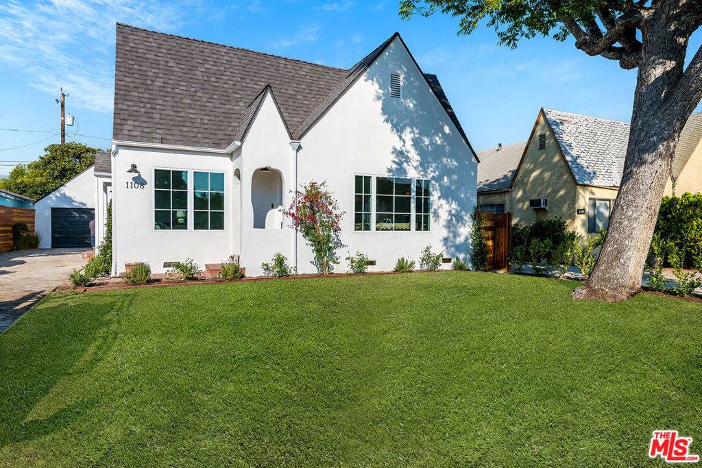 Burbank, CA 91505,1108 N Lima ST