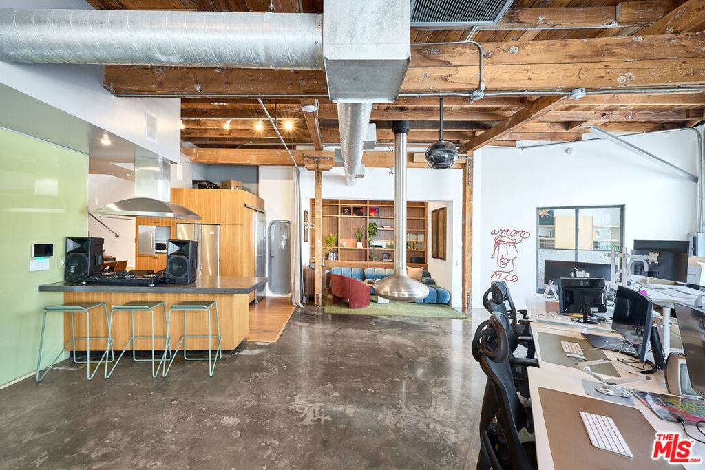 Venice, CA 90291,122 Mildred AVE #2