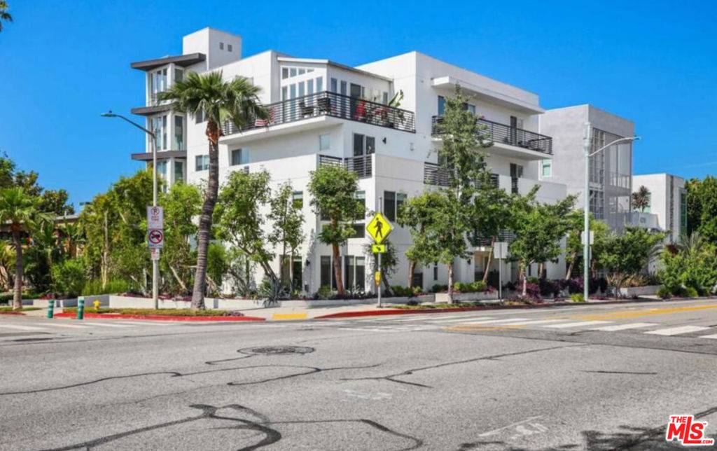 West Hollywood, CA 90046,1283 Havenhurst DR #101