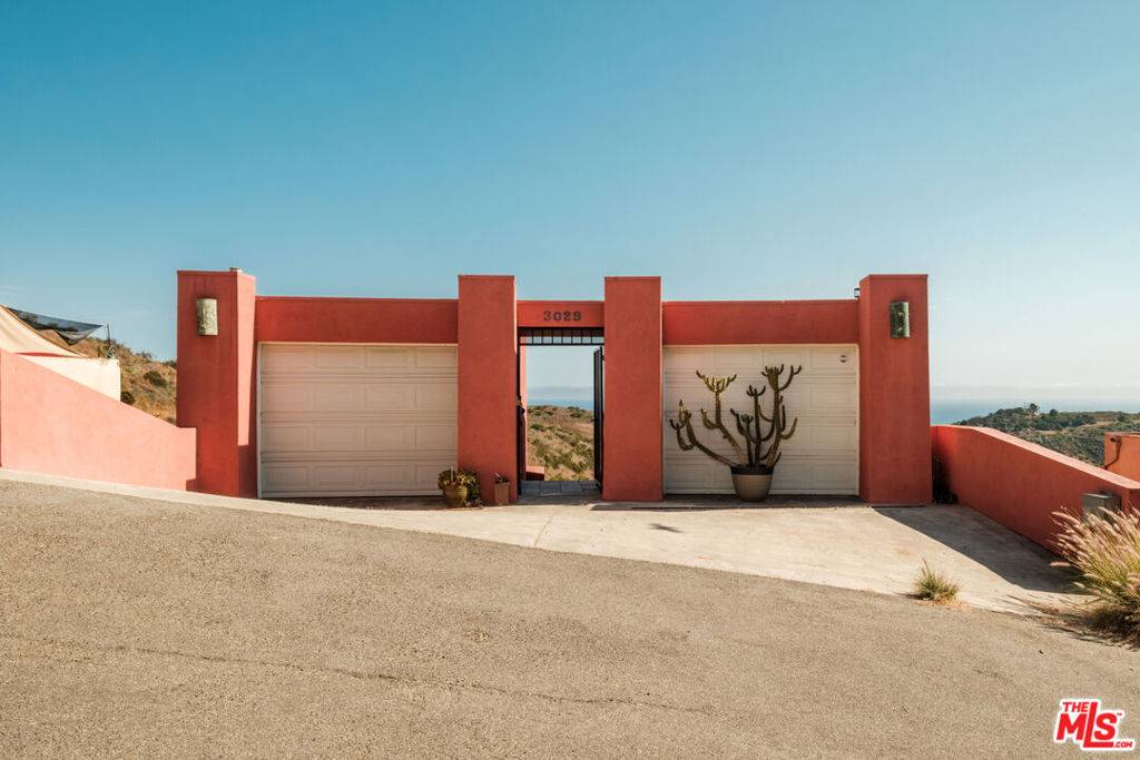 Malibu, CA 90265,3029 Sequit DR
