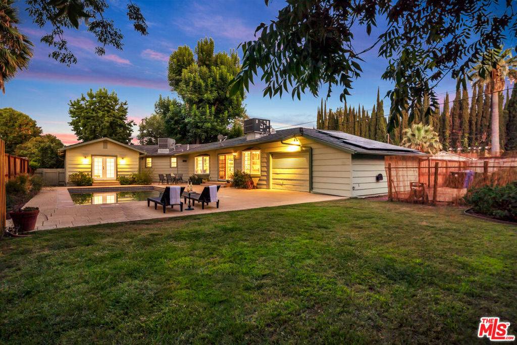Woodland Hills, CA 91367,6001 Oakdale AVE