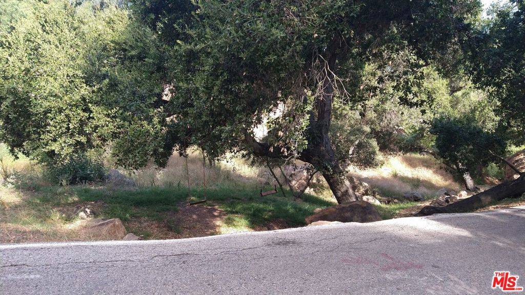 Topanga, CA 90290,20228 CROYDON LN