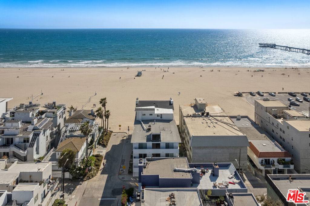 Marina Del Rey, CA 90292,1 Driftwood ST #3
