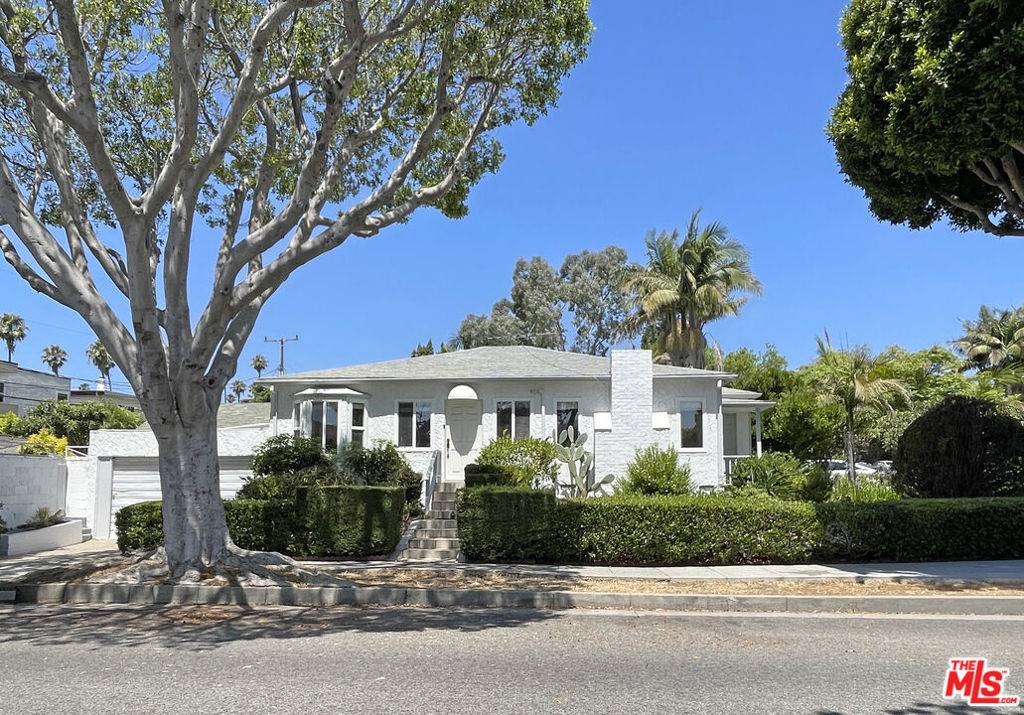 Santa Monica, CA 90403,1060 22nd ST