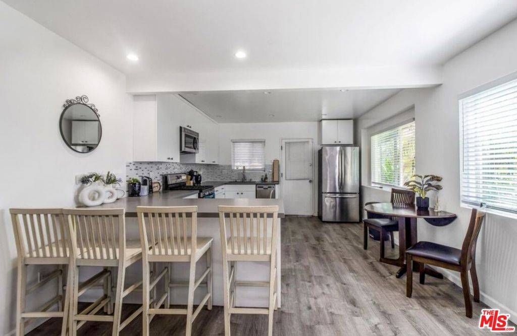Signal Hill, CA 90755,3230 Lewis AVE