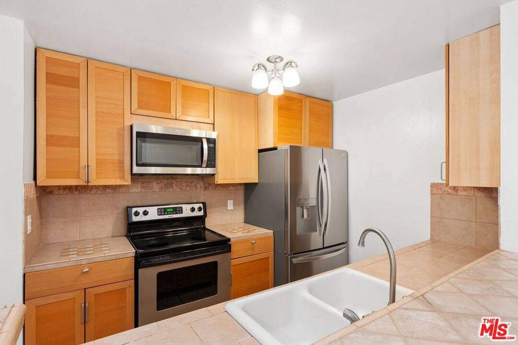 Culver City, CA 90230,4900 Overland AVE #158