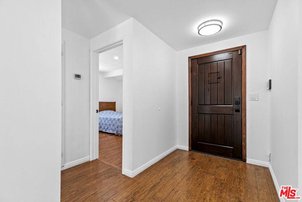 Woodland Hills, CA 91364,4949 San Feliciano DR