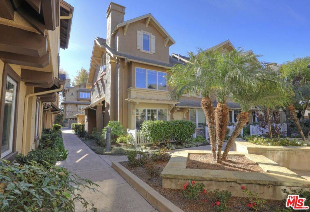 Goleta, CA 93117,345 Kellogg WAY #18