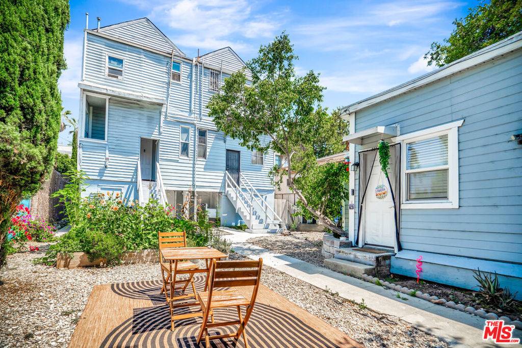 Los Angeles, CA 90026,333 N Union AVE